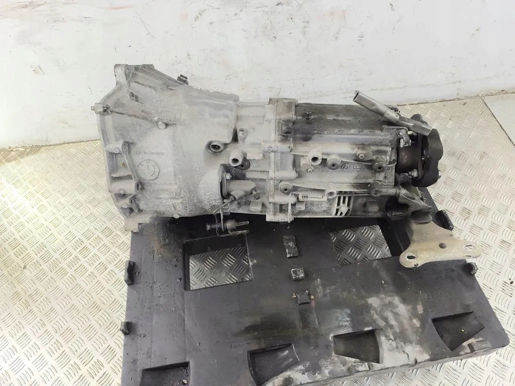 Коробка передач передач bmw 1 e87 2130000648 2.0l дизель 2006 Цена