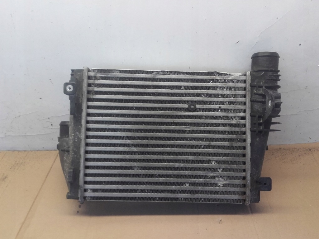 Jumpy expert proace 3 vivaro c радиатор интеркулер p9806562180 в Украине