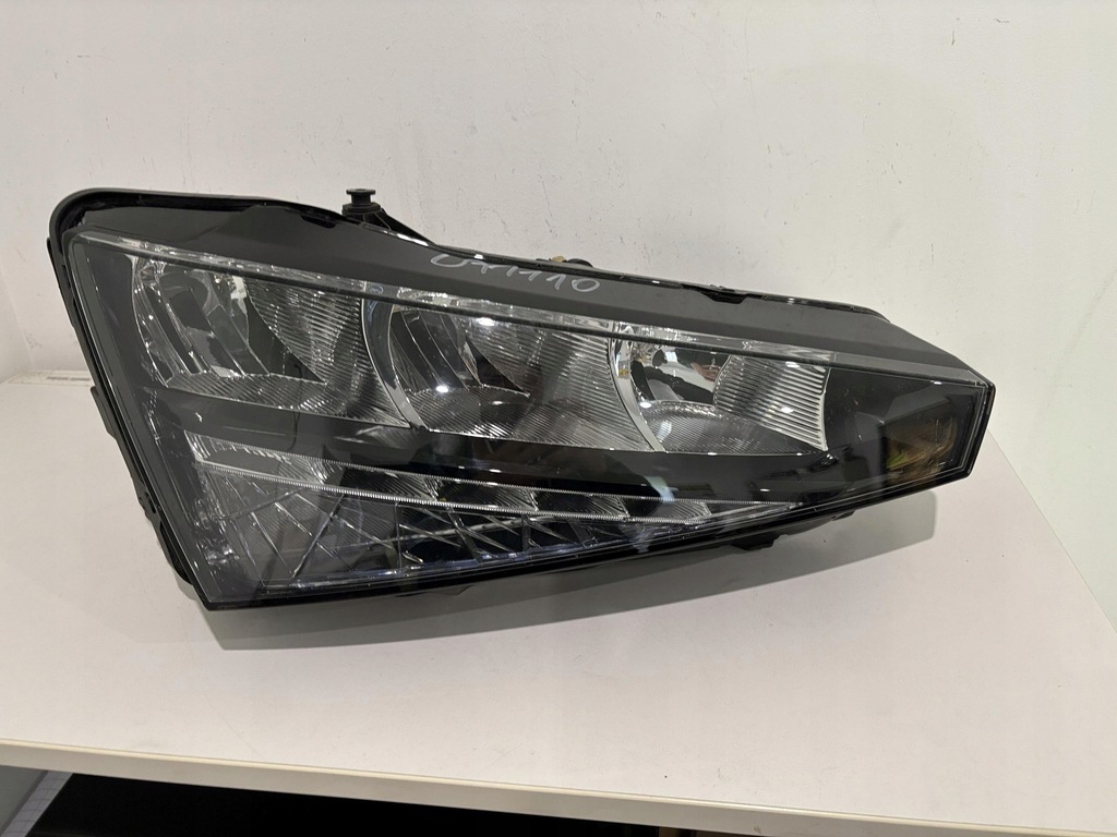 фото №11, Skoda scala 657 2019- комплект лампа правий лівий перед 657941015 657941016