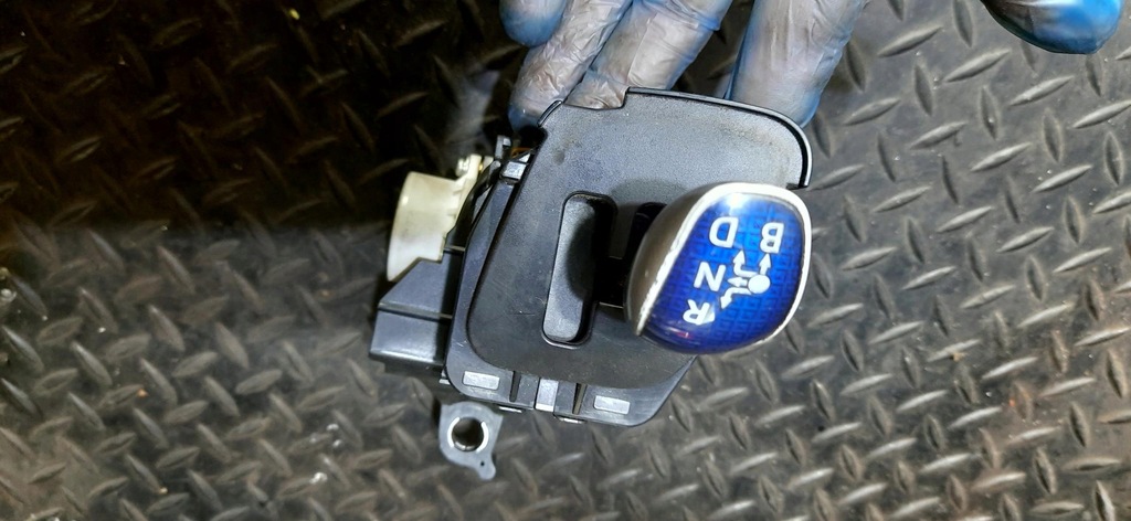 фото №7, Выборщик домкрат передач prius plus 75c802rhd