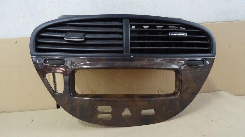 фото №1, Peugeot 607 решётка обдув панель