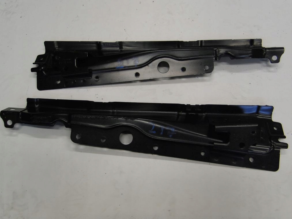 Купити Mercedes s 217 обшивка скло крила a2176305100