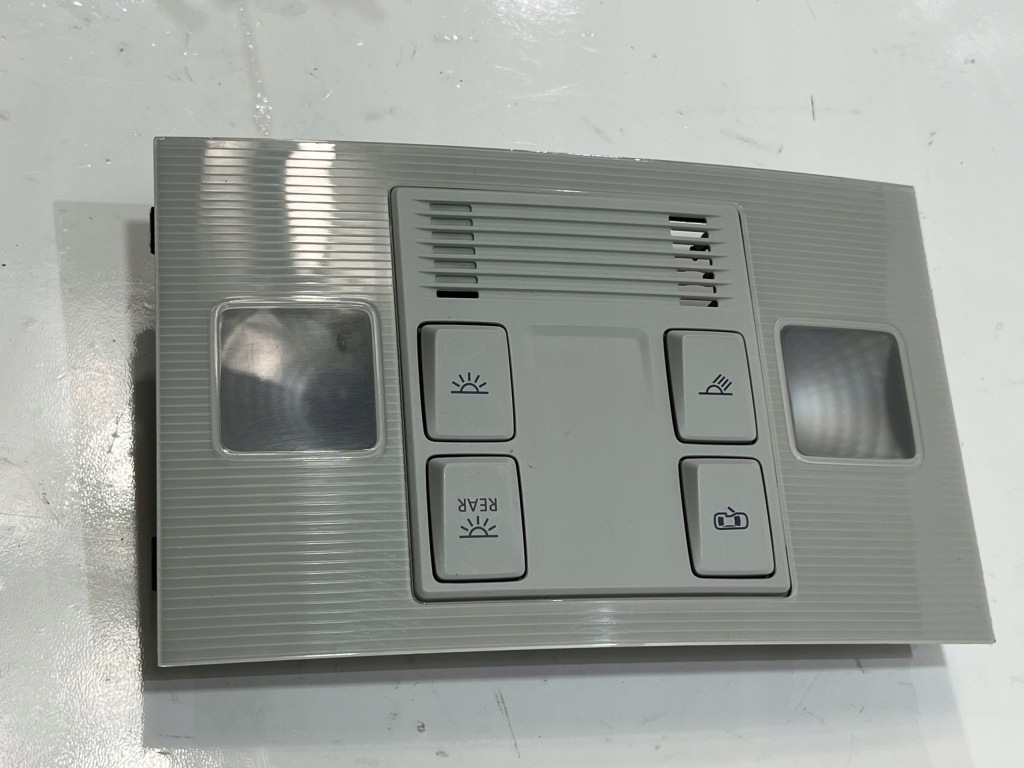 фото №1, Лампа потолочный vw golf vii 5g2947105l