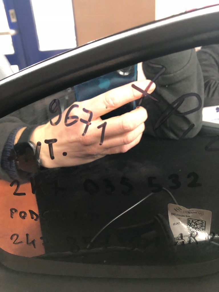 фото №13, Volkswagen caddy v 2k7 2021- дзеркало ліва 7 pin + антена 2k7035532 eu