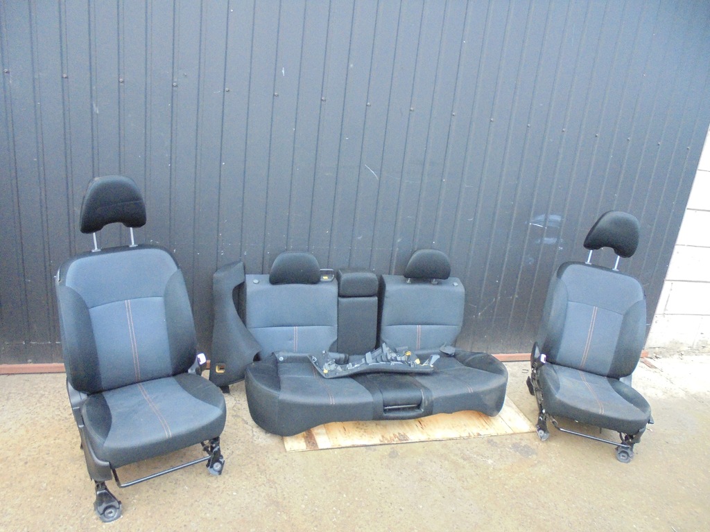 фото №1, Сиденья заднее сиденье subaru forester iii 2.0d 2009