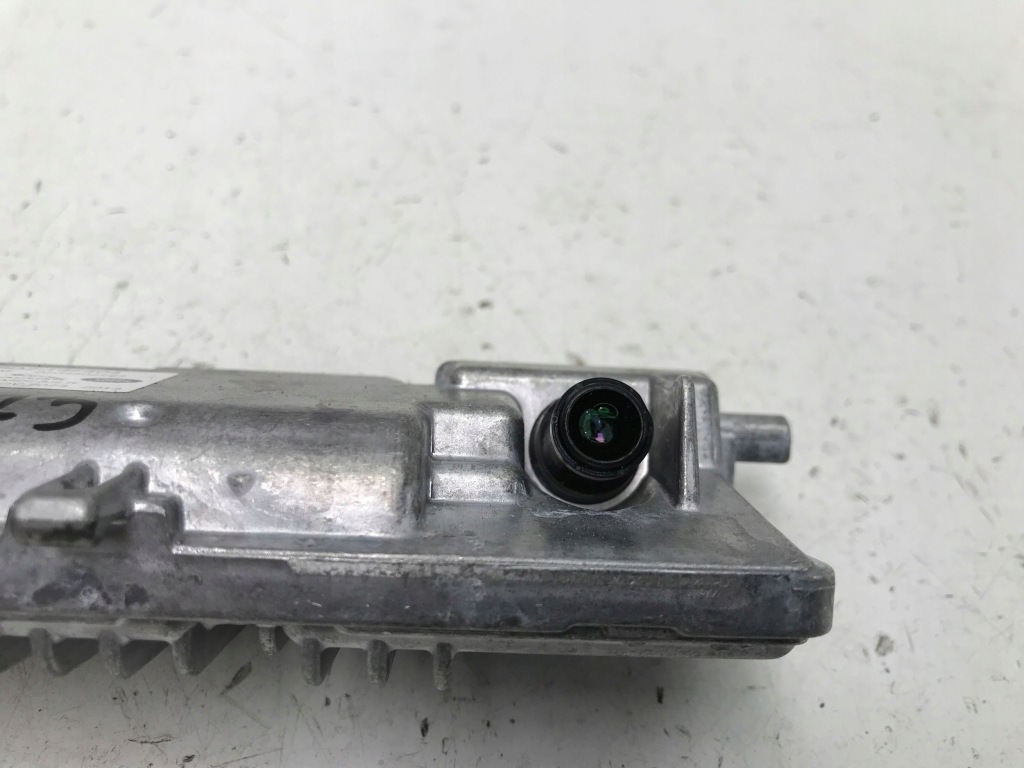 Jaguar e-pace 2023 рестайлинг  камера радар стекло перед n8d214f404 range rover Доставка