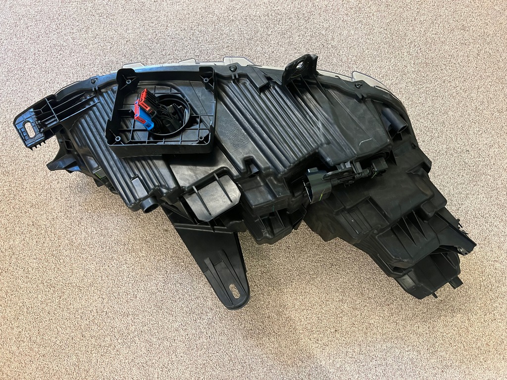 фото №12, Ford mustang mach-e gt левая лампа перед full led