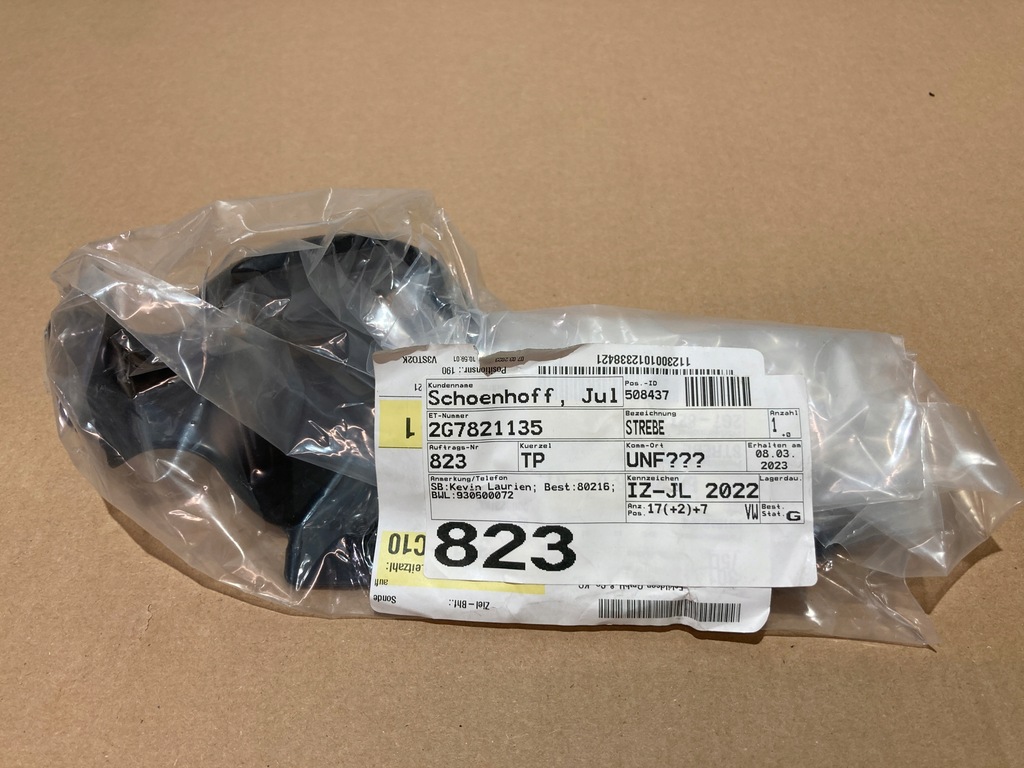 фото №7, Кронштейн крыла левая передние vw taigo 2g7