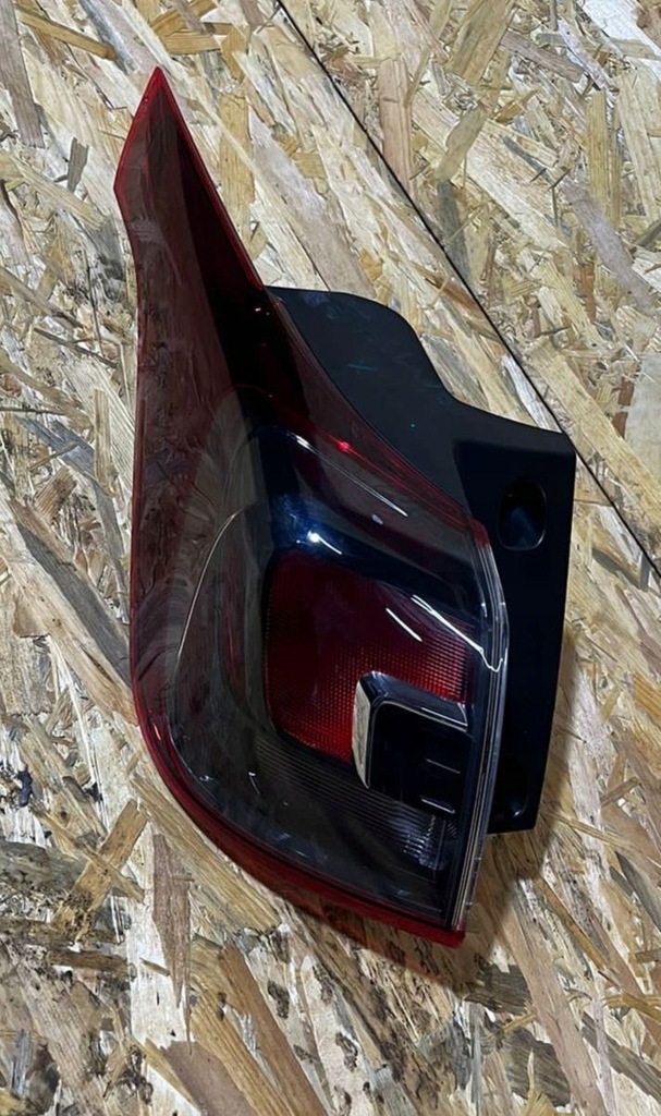 фото №1, Opel crossland x 17- лампа задняя задняя левая