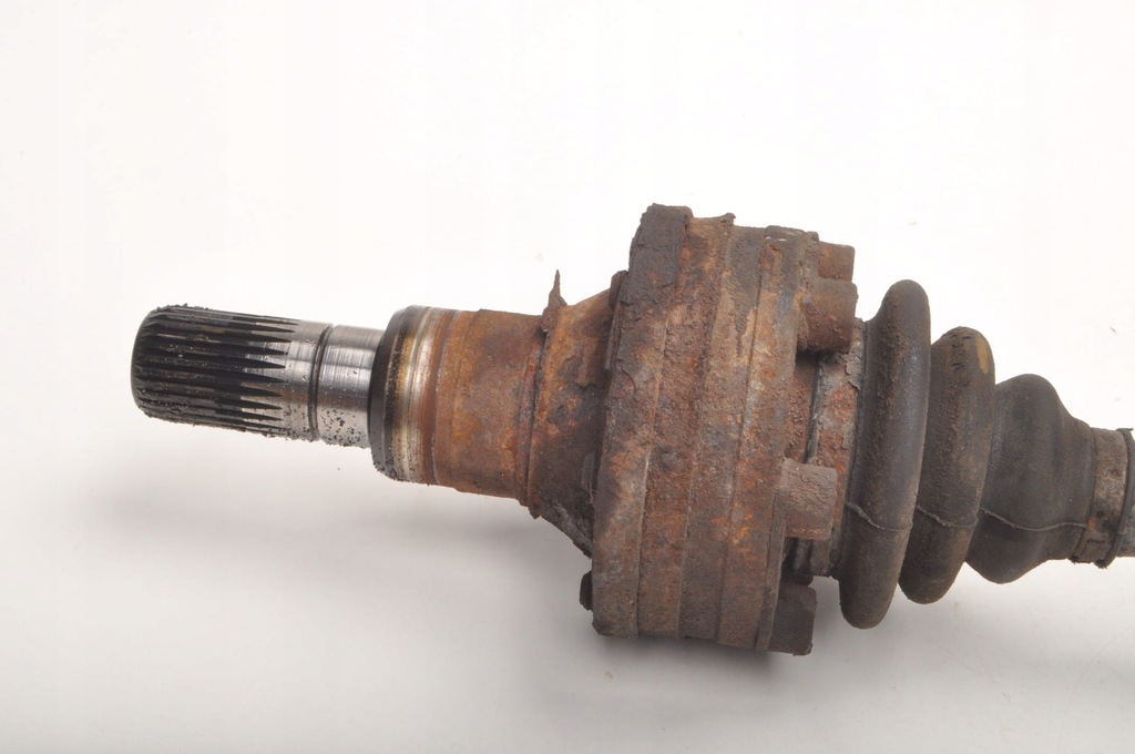 фото №5, Bmw e30 320i привідний вал права задня