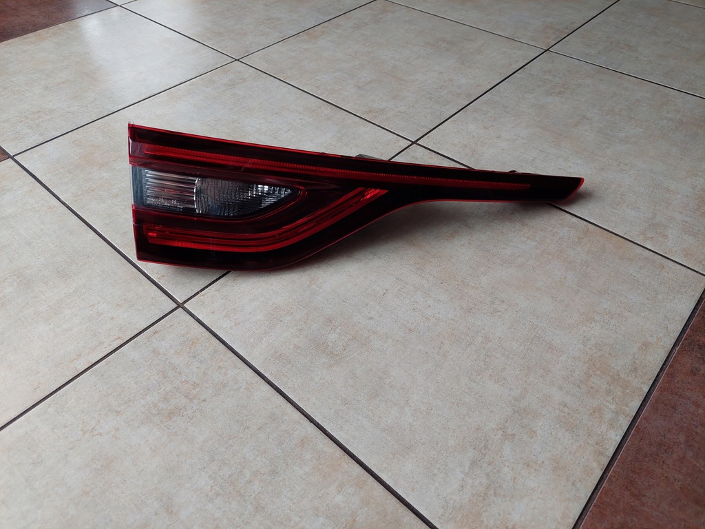 фото №1, Левая лампа - крышка багажника - led - renault koleos ii