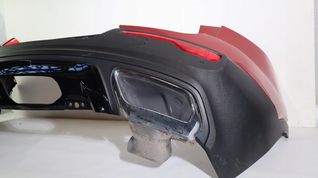 фото №8, Volvo xc40 r-design бампер задня 725