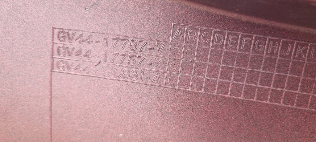 Kuga mk2 lift st 2016- бампер перед оригинал a257 с Разборки