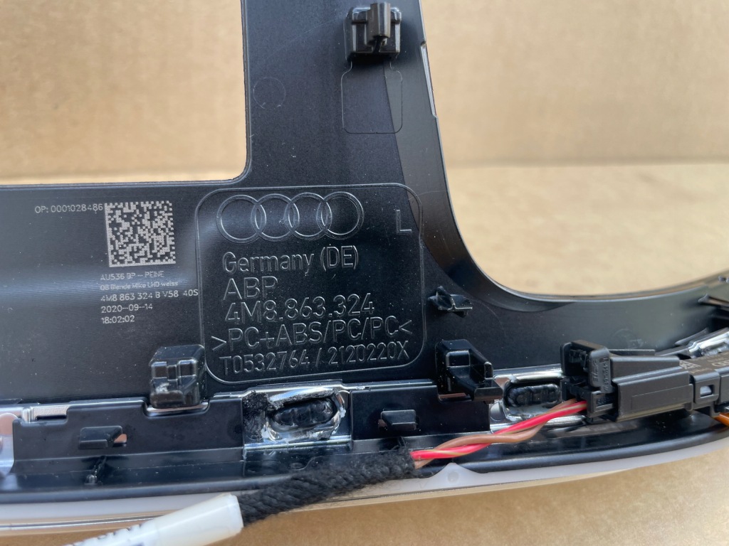 фото №5, Dekor рамка тунель audi q7 q8 lift 4m8863324b jak nowa оригінал