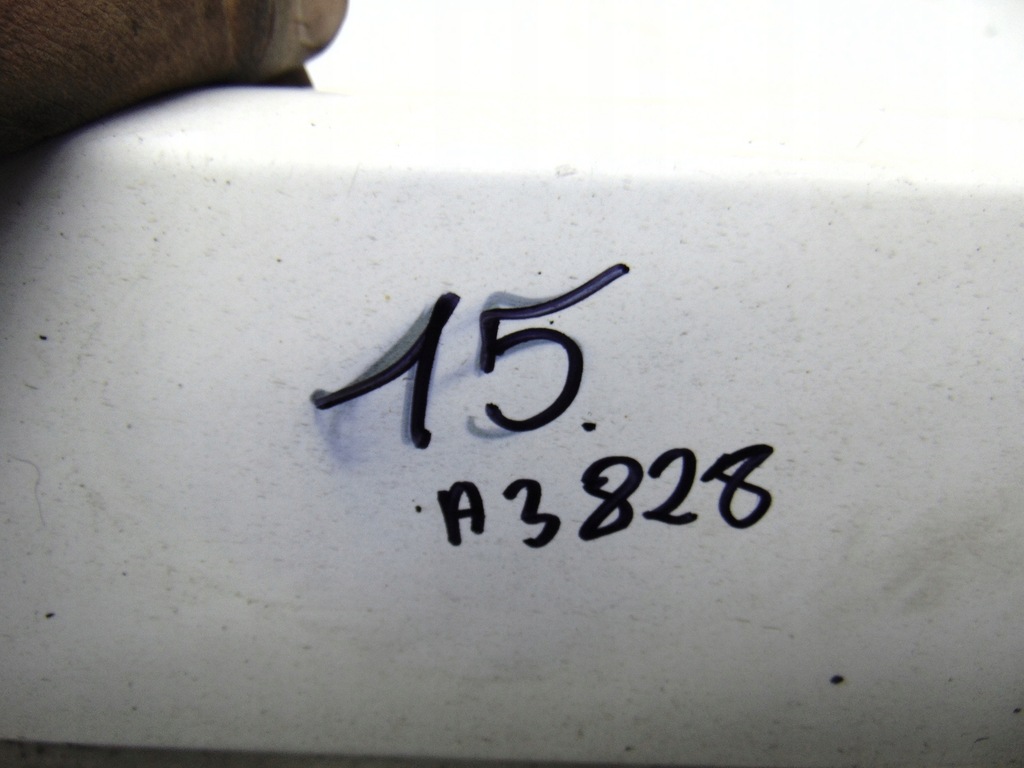 фото №7, Volkswagen оригинальный номер 3aa853092c молдинг порог