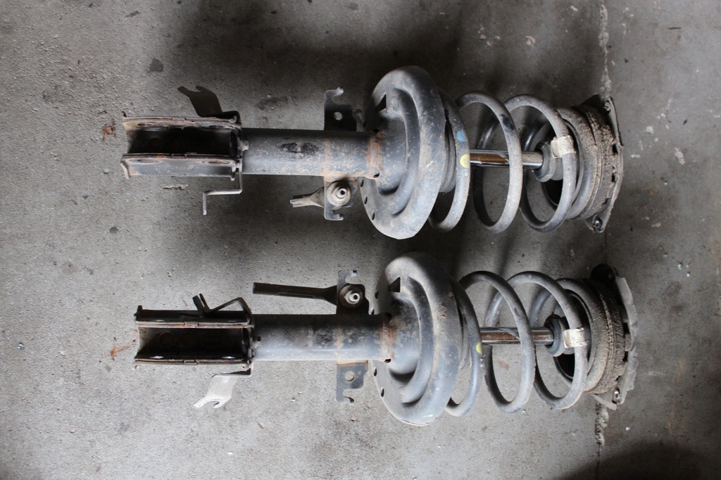 фото №1, Renault grand scenic iii 1.4 амортизаторы перед комплект mcpersony