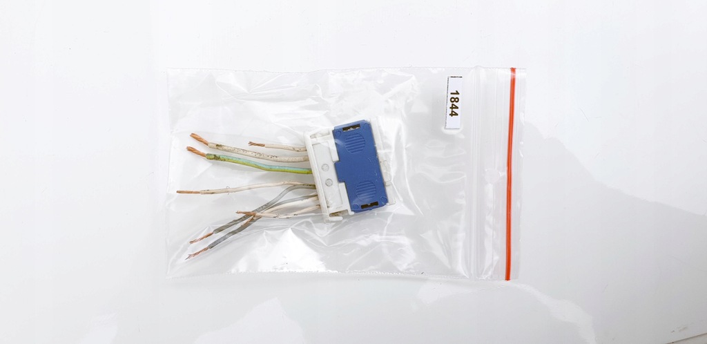 фото №16, Citroen c5 i 1-gen штекер задняя задняя задний лампа лампы левая