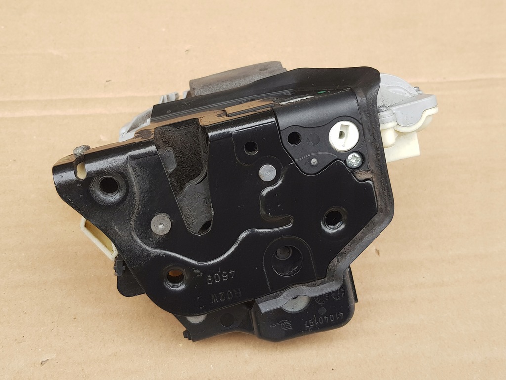 фото №8, Замок двері правий перед / audi a6 c6 - a3 8p / 4f1837016 - 7 pin / справний