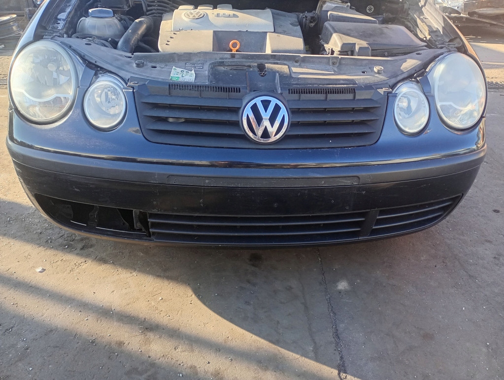 фото №1, Vw polo 9n панель фары бампер перед передний