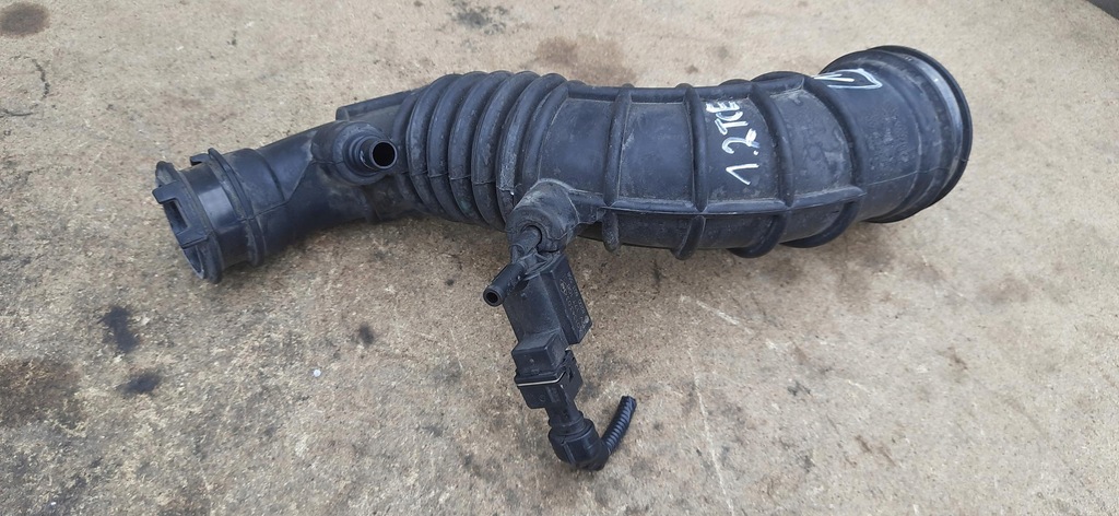 фото №3, Шланг wąż труба воздуха turbo 1.2tce renault megane iv 165767706r