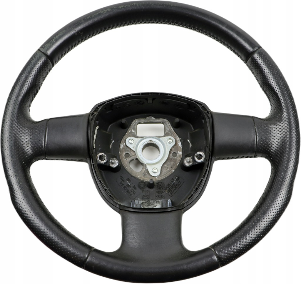 фото №1, Audi a3 8p воздуховод трёхспицевая кожа