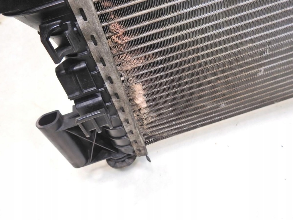 Радиатор воды opel insignia a 2.0 cdti 13241725 с Разборки