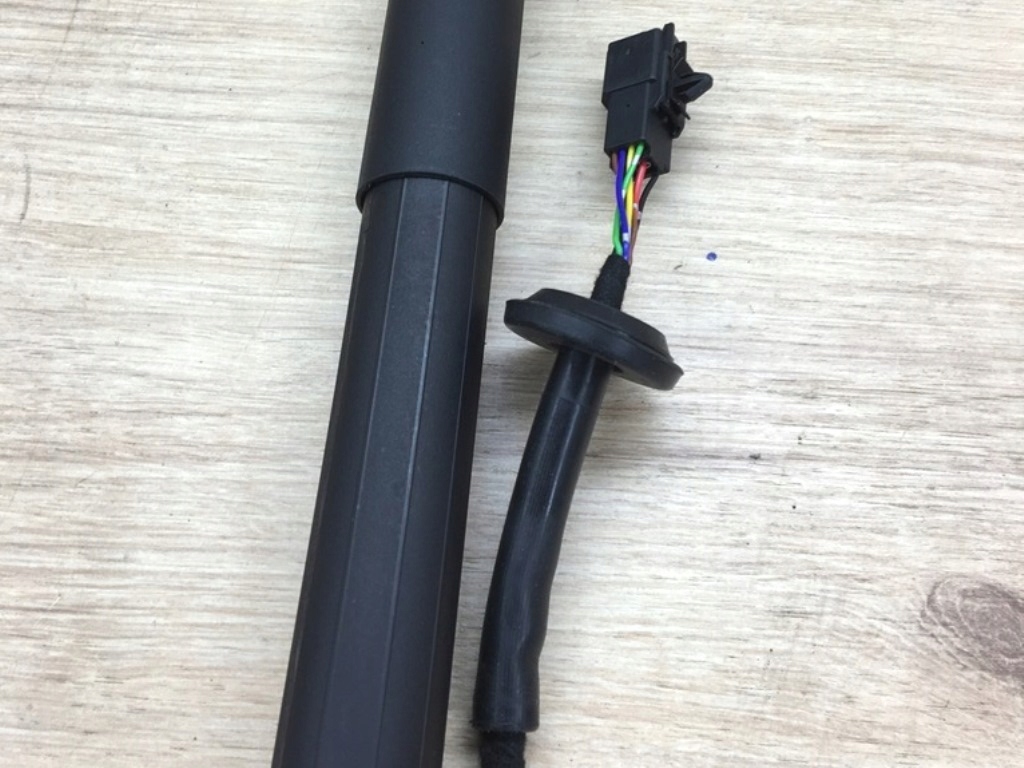 фото №10, 2 szt привід електричний багажника 31386705 31386706 do volvo xc60 2008-