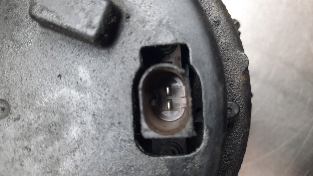 фото №6, Генератор a0001501750 mercedes w203 2.2 cdi