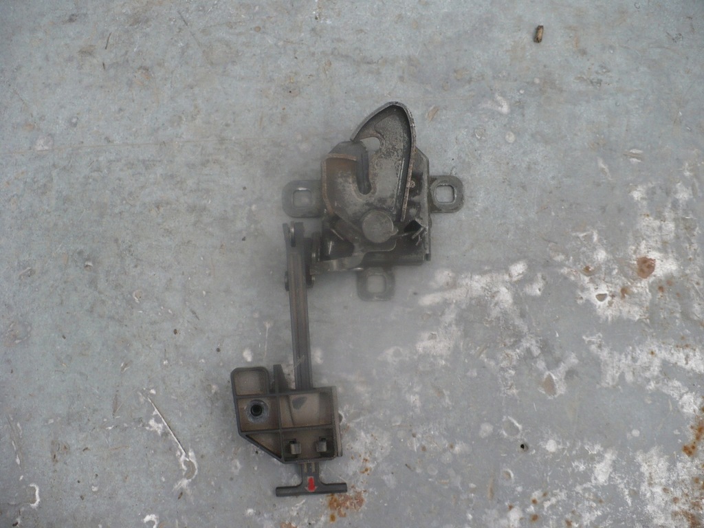 фото №1, Fiat stilo замок капот засов тяга