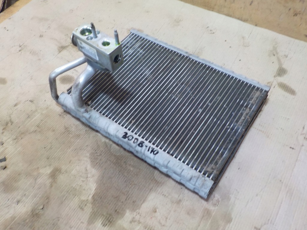 фото №1, Радиатор кондиционера 3008