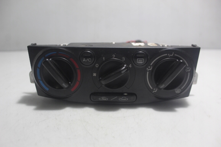 фото №1, Панель управление обдув mazda mpv ii