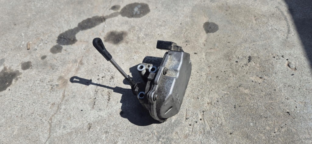 фото №2, Регулятор коллектор audi q7 4l 3.0 tdi 059129086p