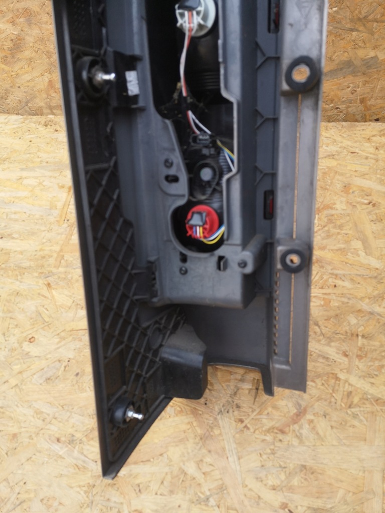 фото №12, Renault trafic iii лампа правий задня корпус