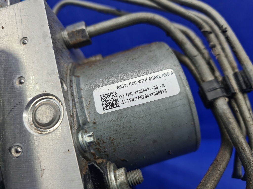 Купить Tesla model 3 усилитель тормозов тормозные насос abs 1103541-00-a 1044671-99-f оригинал