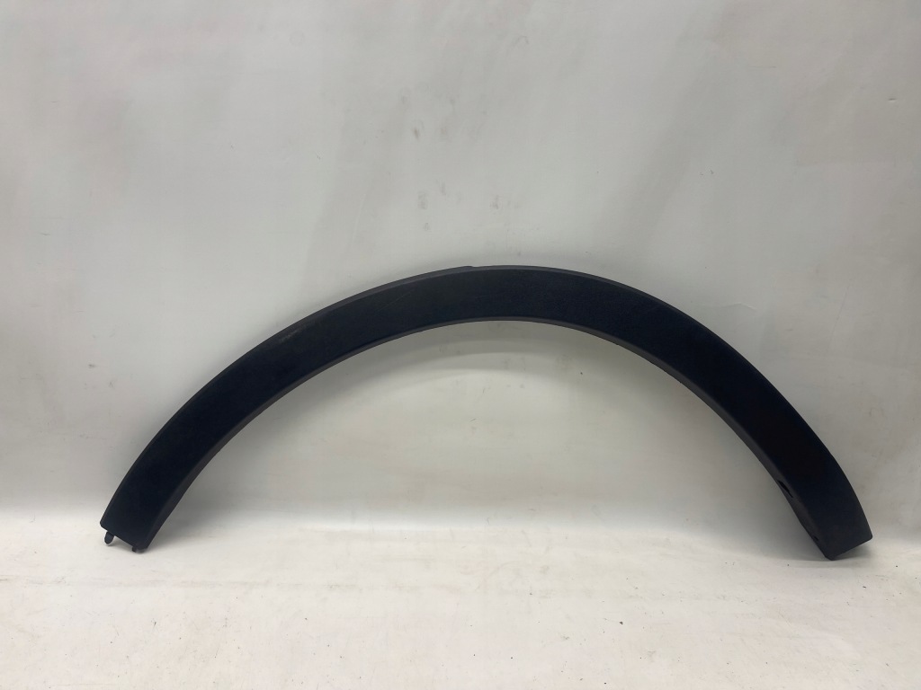 фото №1, Volvo xc40 молдинг na крила права задня