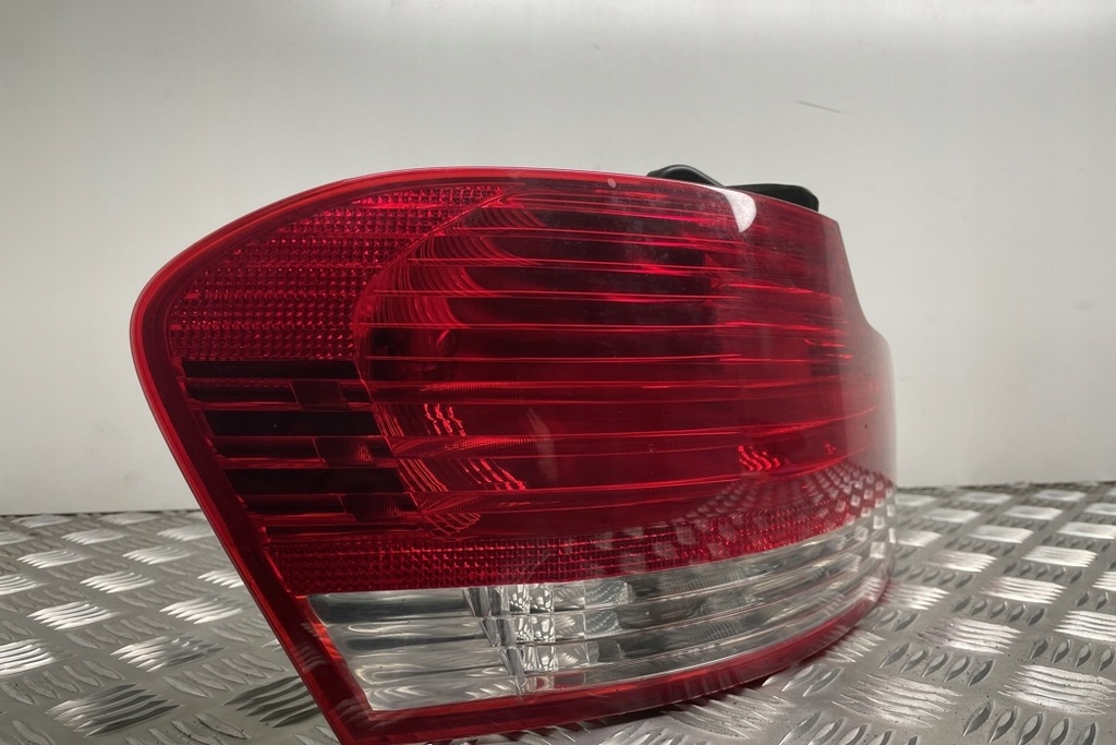 фото №8, Лампа ліва задня bmw 1 coupe e82 7285641 2.0l дизель 130kw 2010