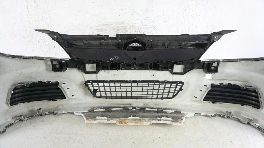 Бампер перед передній решітка  opel vectra c рестайлінг  signum fl 05-08 2005-2008 Недорого