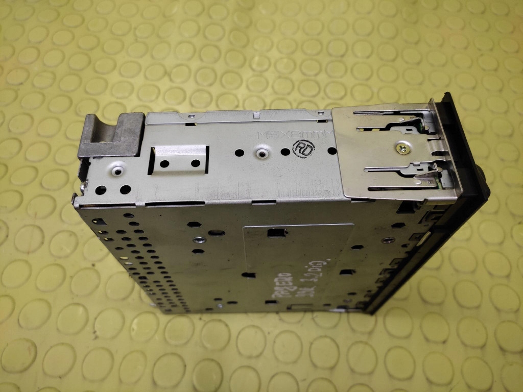 фото №8, Mitsubishi pajero iii радио mr337279