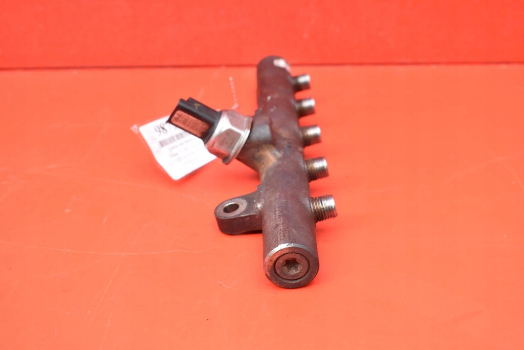 фото №6, Молдинг впрыскная 8200701680 nissan nv200 1 i 1.5 dci 90 km 09-21