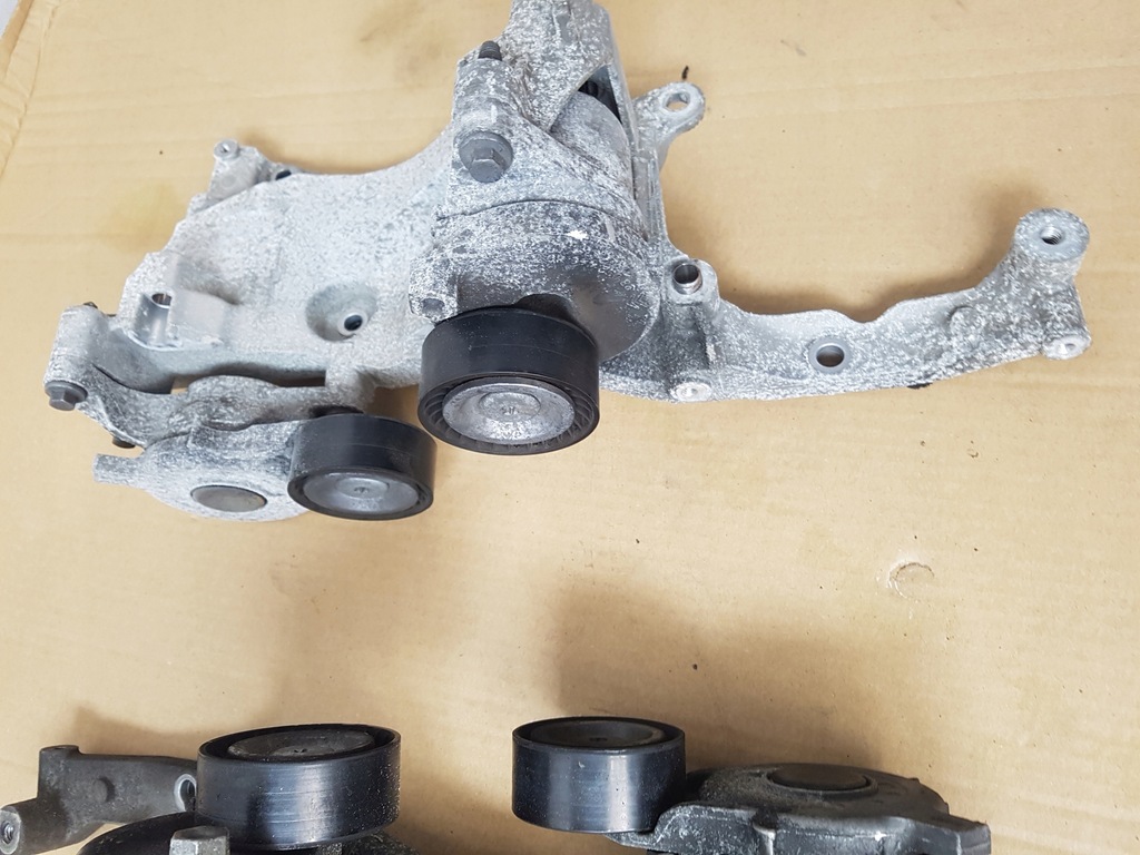 фото №2, Кронштейн генератора rorki 2.0 hdi blue peugeot citroe