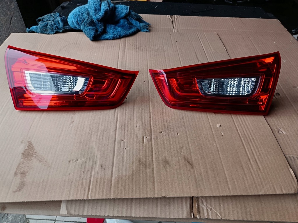 фото №1, Mitsubishi asx lift led лампа задня задня w кришка ліва p9373l права p9373r