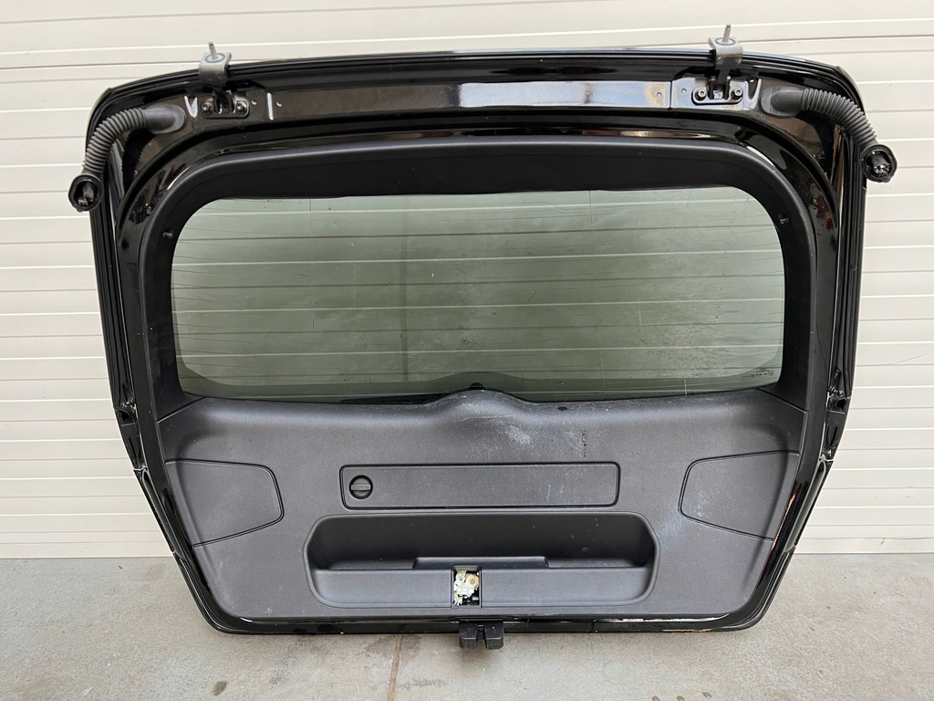 фото №10, Крышка багажника задняя багажника audi a3 8v lift камера