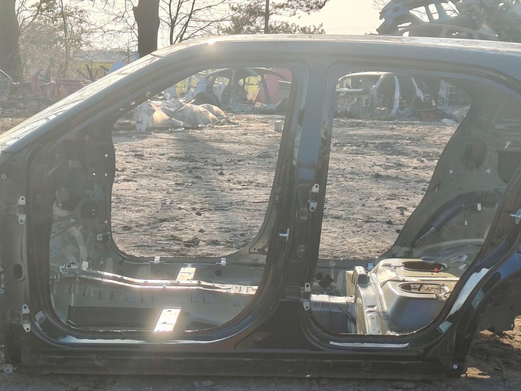 фото №1, Поріг блок двигуна лівий bok x42 mitsubishi eclipse cross