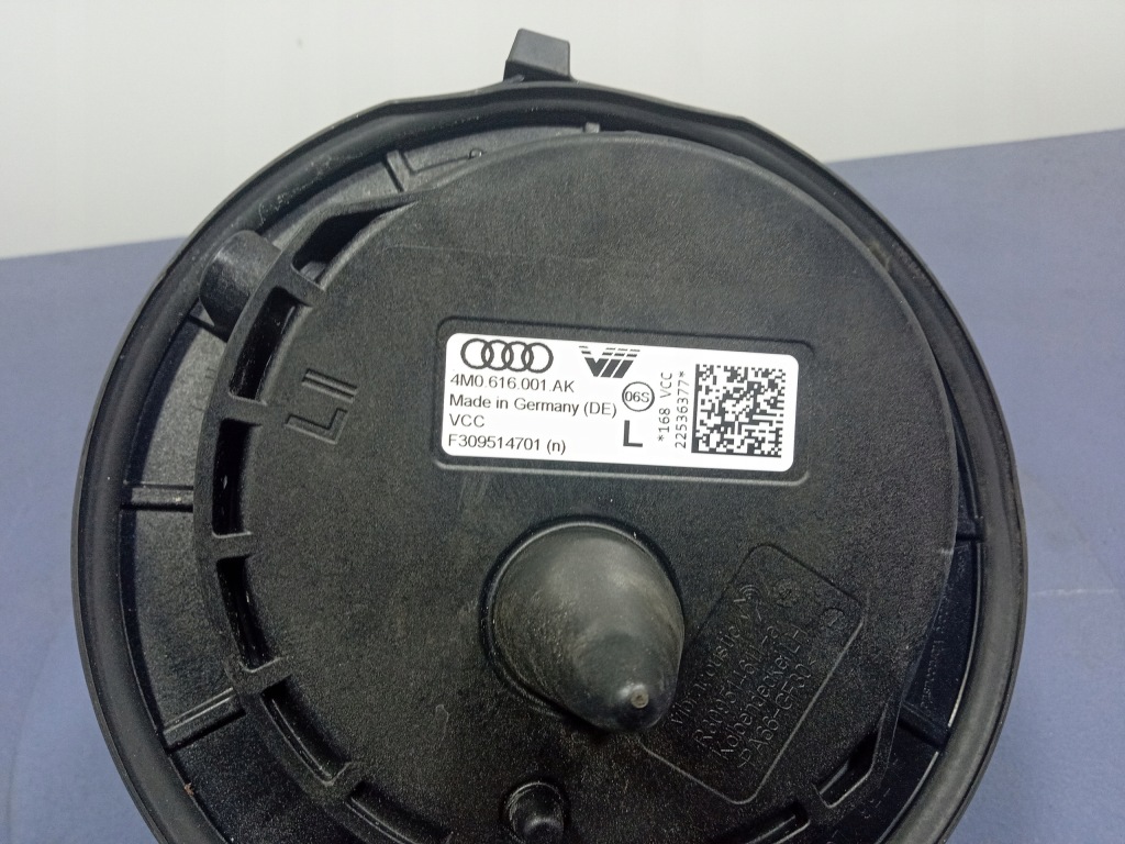 Audi sq8 rsq8 4m8 подушка пневмоподушка задний  левый 4m0616001ak Оригинал