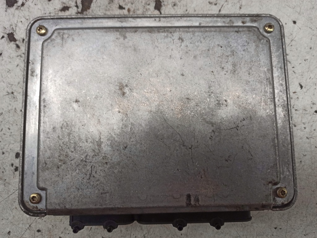 фото №9, Volkswagen passat b5 бортовой компьютер двигателя 038906018p