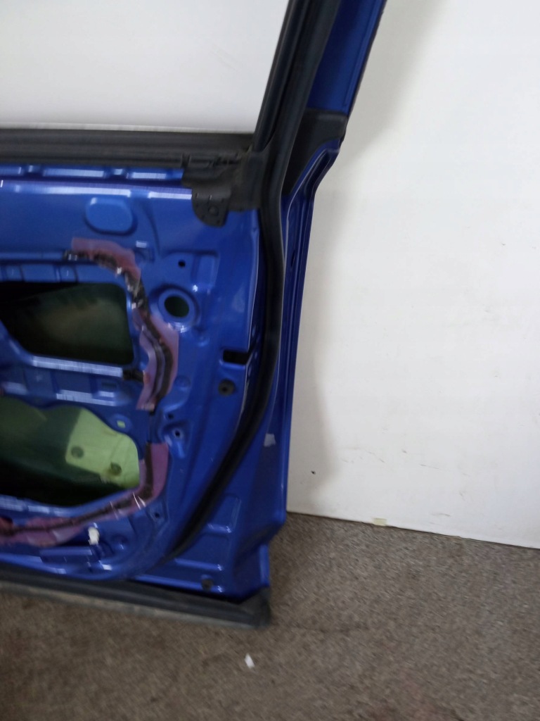 Двері праве перед 8u1 lexus nx i 2014- 2021 Недорого