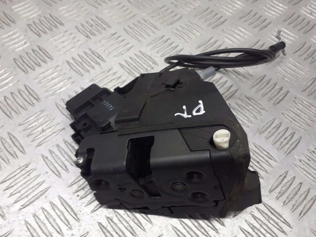 фото №4, Замок двері правий задня mazda 3 bk 6pin