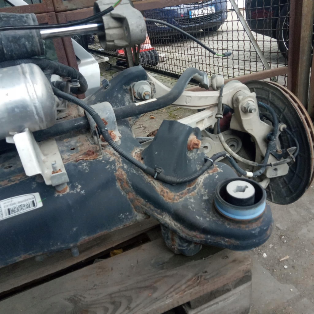 Maserati levante 2016- підвіска задні задні комплектна  оригінал warszawa Недорого