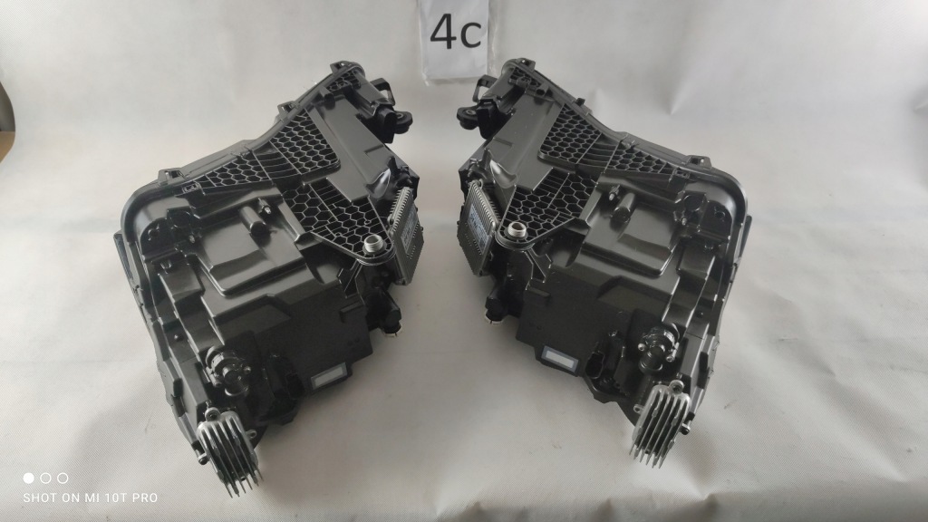 Skoda superb 3 рестайлинг  full led левый правый фара фара Недорого