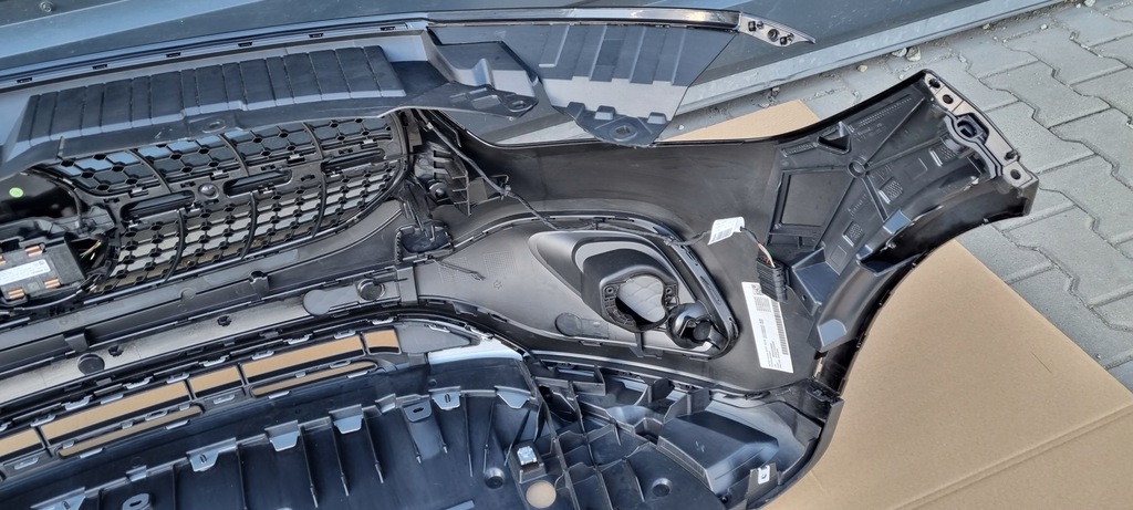 фото №12, Mercedes gla h247 2020- бампер перед f036